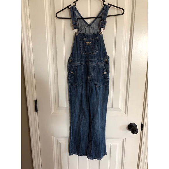 OshKosh B'gosh Other - 💘 Girls OshKosh Overalls.